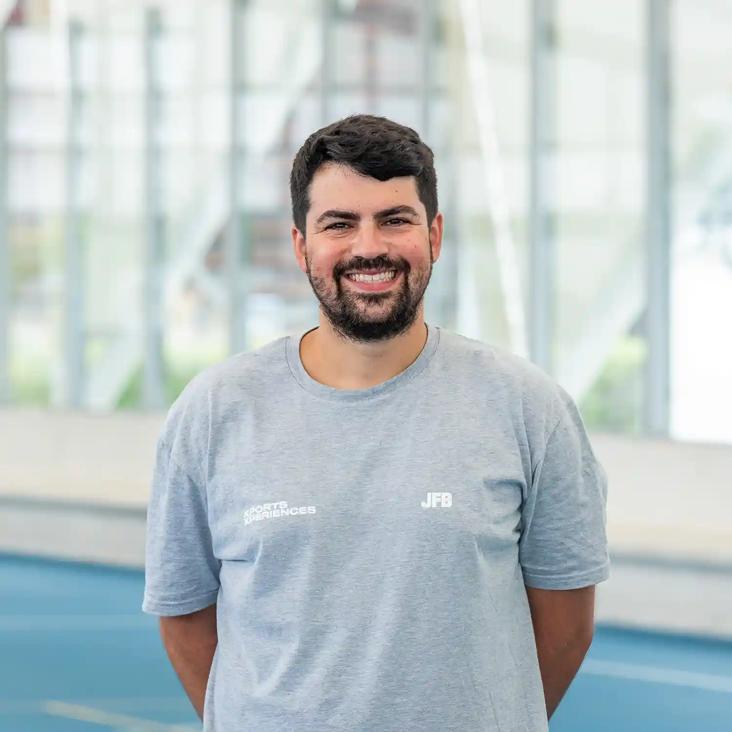 Arturo Flores, Entrenador en Baloncesto Bezana